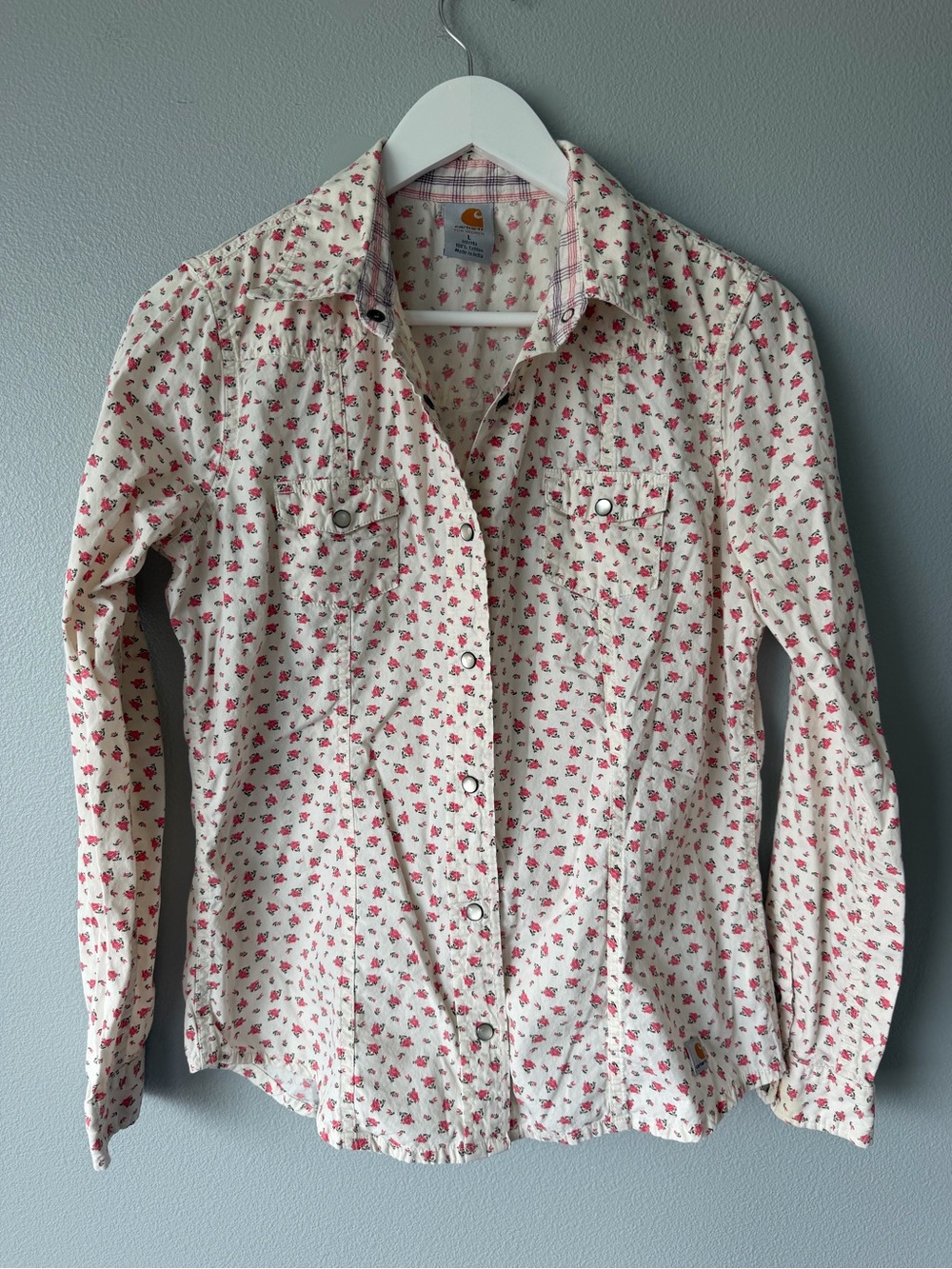 Carhartt cream pink rose long sleeve pearl snap front cotton shirt Women’s sz L